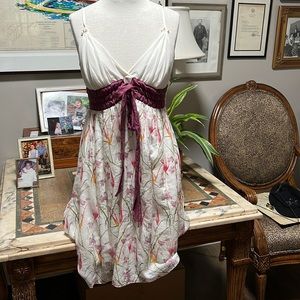Sophie Max summer dress in size medium.